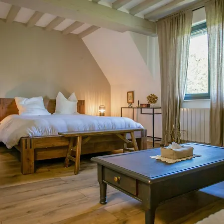 Authentic House With Pond Near Etretat *